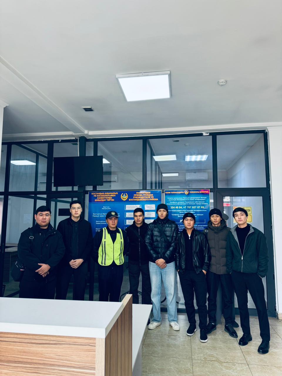 Құқықтық сауаттылыққа жол: полиция және адвокаттармен кездесу